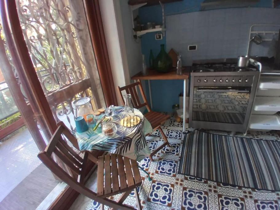לינה וארוחת בוקר נאפולי Casa Del Capitano מראה חיצוני תמונה